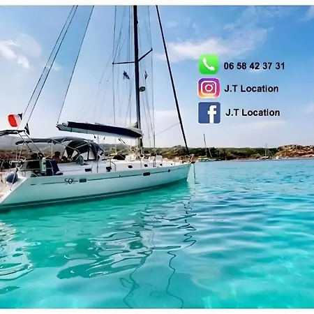 Πλωτό κατάλυμα Jt Location