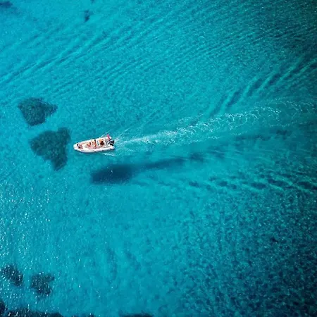 Πλωτό κατάλυμα Jt Location *